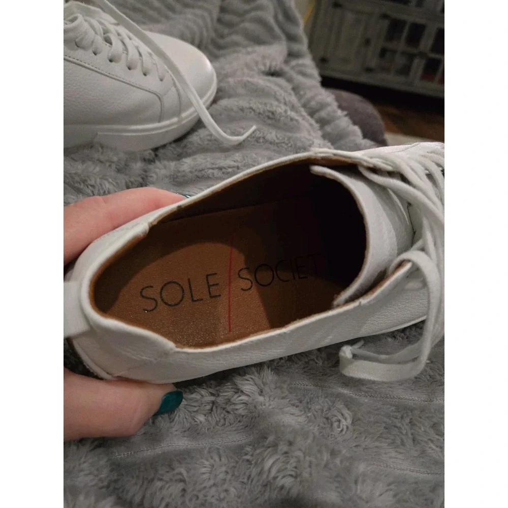 Sole Society Women's SO-Zamilio White‎ Platform Leather Sneaker Size 8M.  EUC!!
